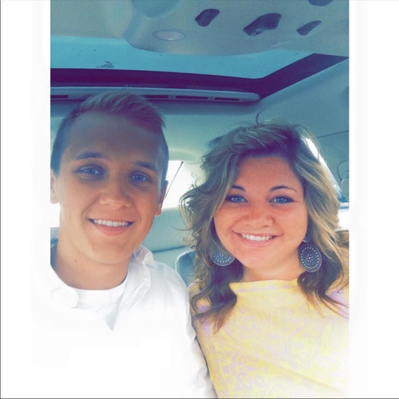 Meet your Posher, Sydney - Picture 1 of 1